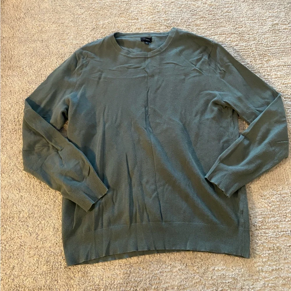 J. Crew Men's Green Crewneck Sweater Size M